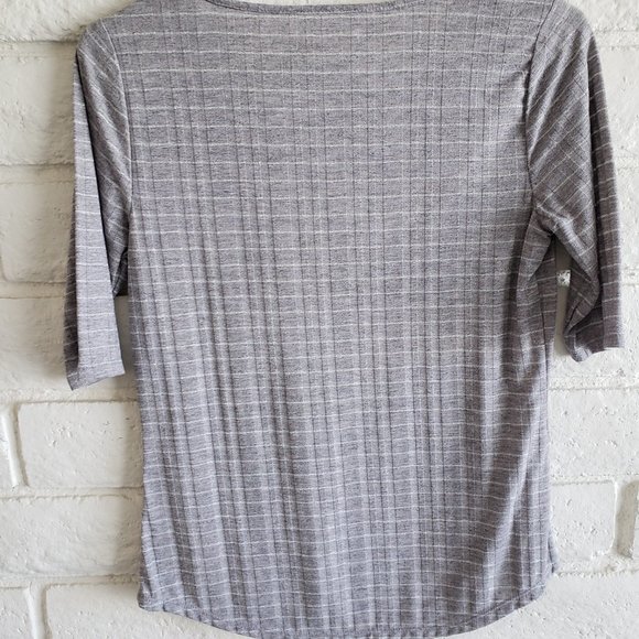 Gray with Sparkly Silver Stripes 3/4 Sleeve Tee Sz XS - Picture 2 of 2